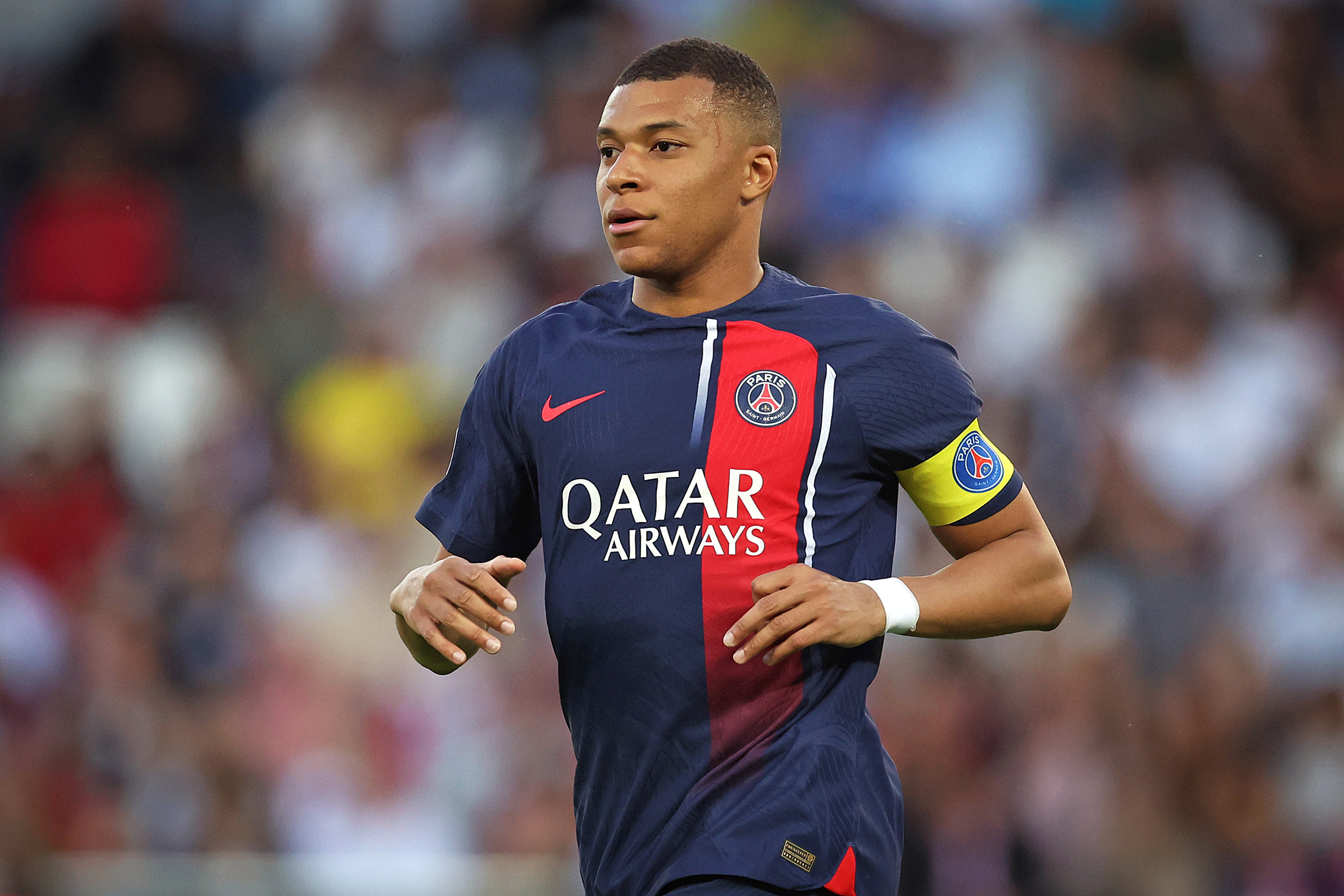Paris Saint-Germain v Clermont Foot - Ligue 1 Uber Eats - 香港Gameone娛樂城全新會員福利 - 入金00即返送00!